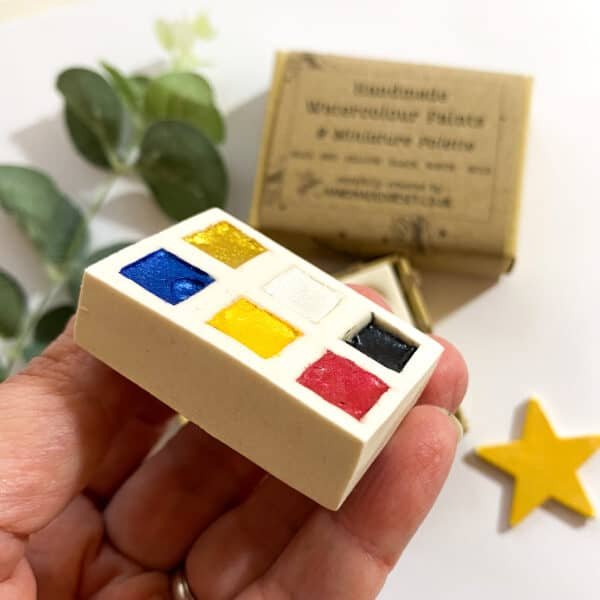Miniature Paint & Palette Set